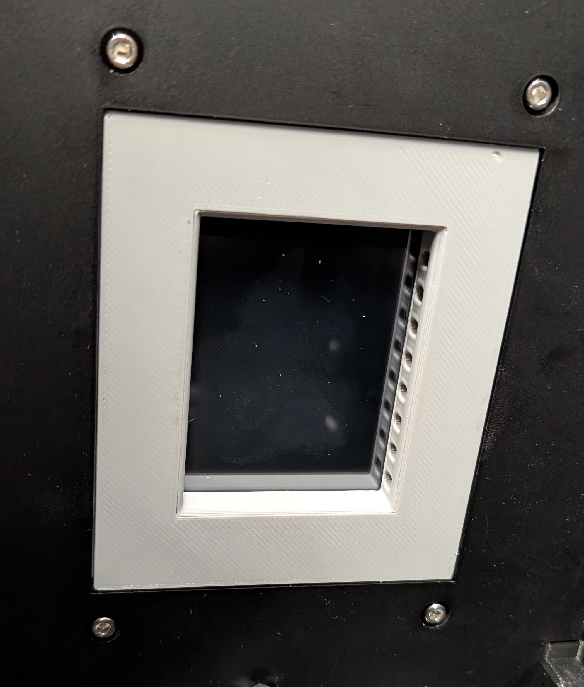 Screen module interior