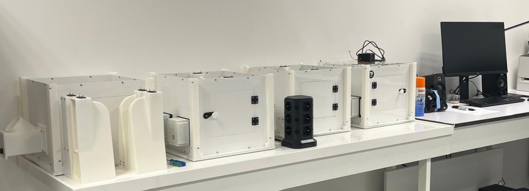 Full enclosure in the lab